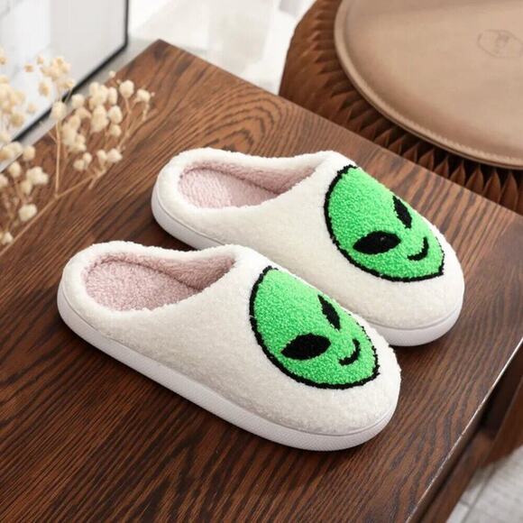 2/$30 NEW Green Alien Face Slippers - Picture 3 of 8